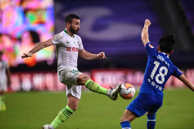 哈特21+15恩比德空砍34+11 尼克斯险胜76人2-0