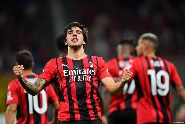 意甲-赖因德斯头球制胜 AC米兰客场1-0蒙扎