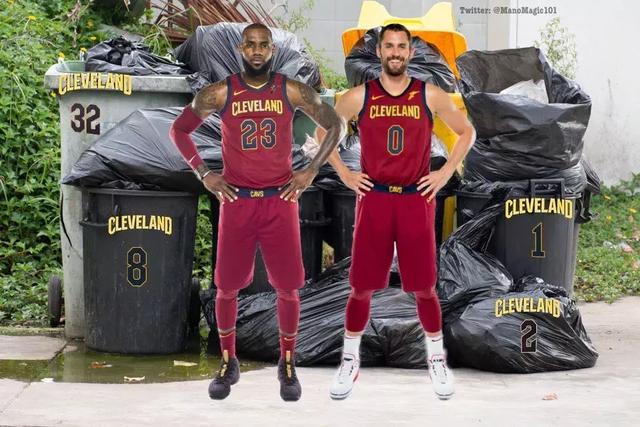 32岁内马尔沙特躺平 36岁莱万西甲拼命15场进17球